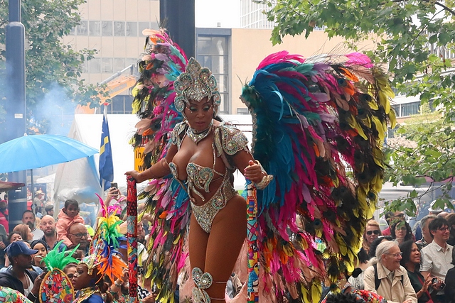 slideshow image